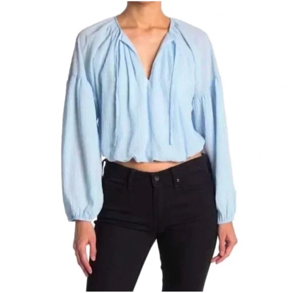 New Wayf Nordstrom Pastel Blue Crepe Blouson Sleeve Bubble Hem Cropped Blouse M - Picture 1 of 8